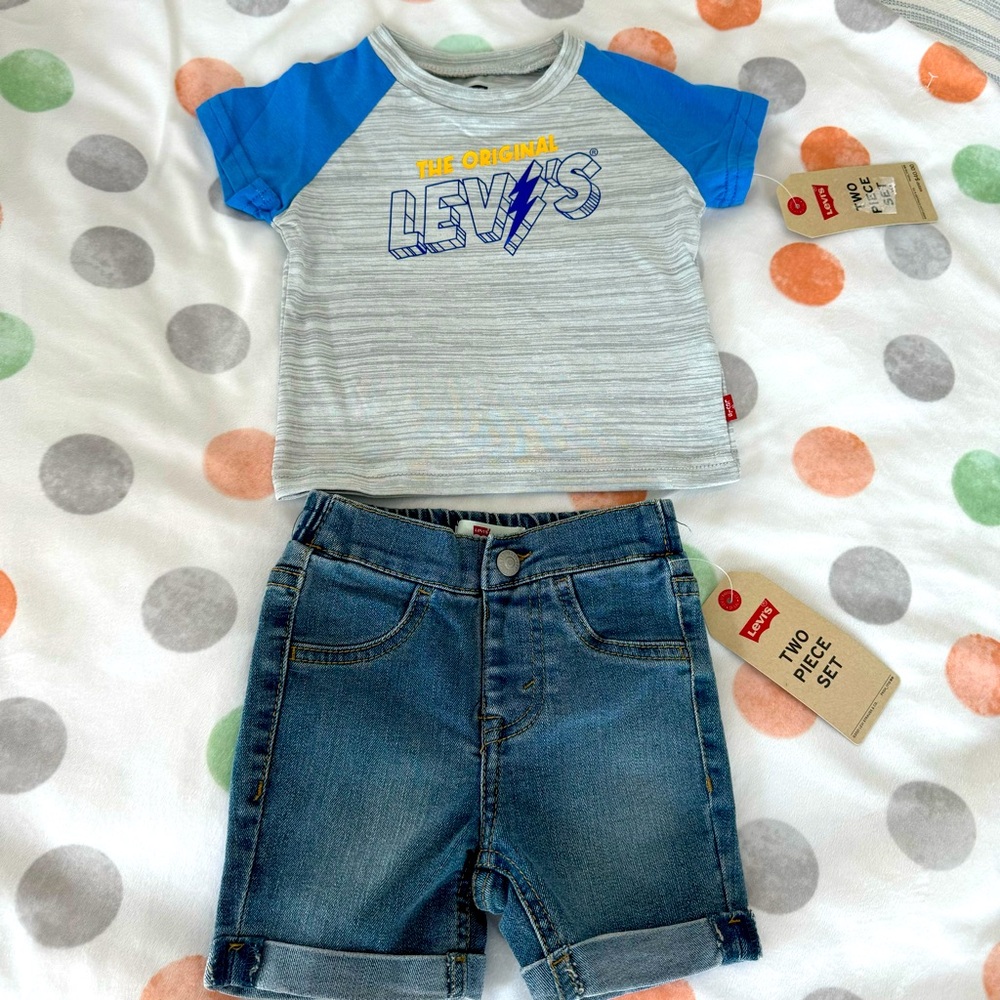 NWT Levi’s Jean Shorts and Tshirt, size 12 months